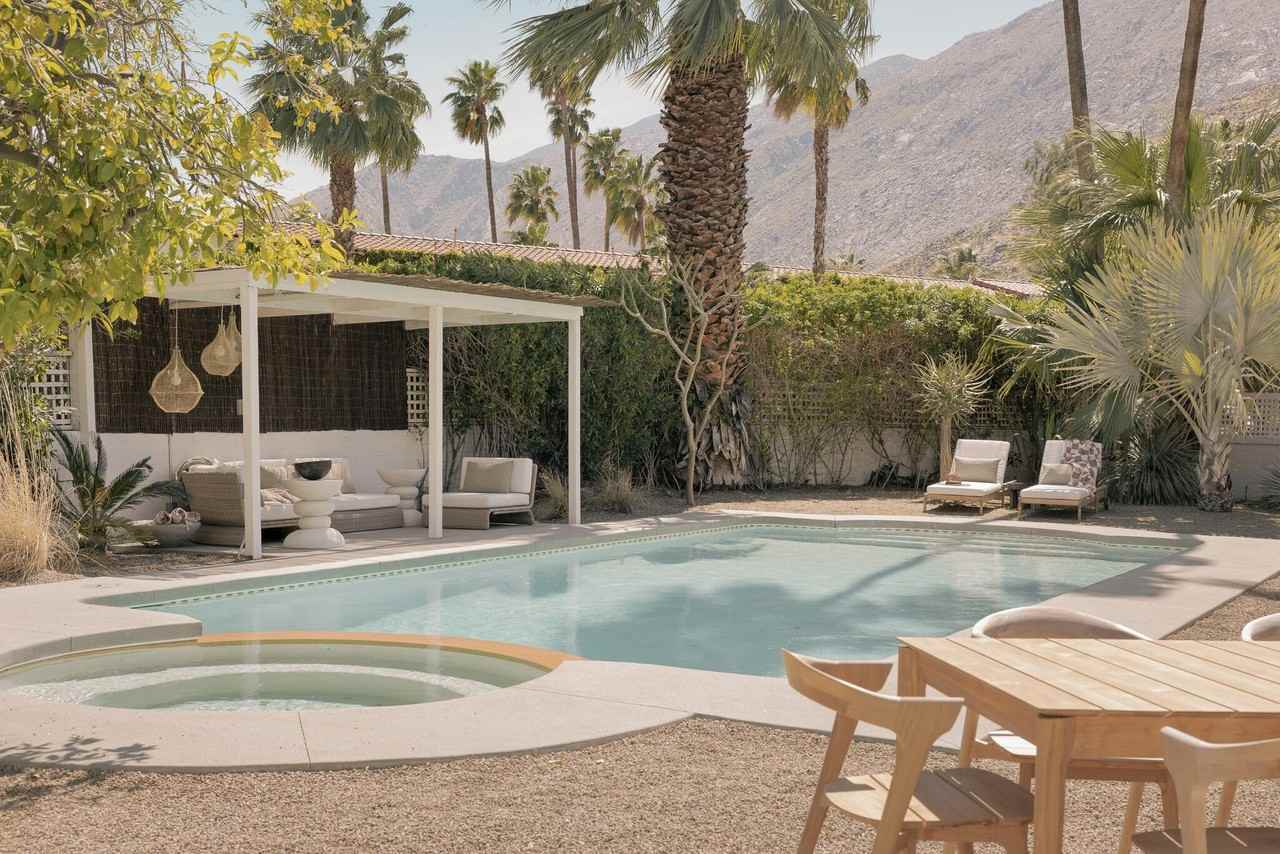 276 East Granvia Valmonte - Photo 2 of 50