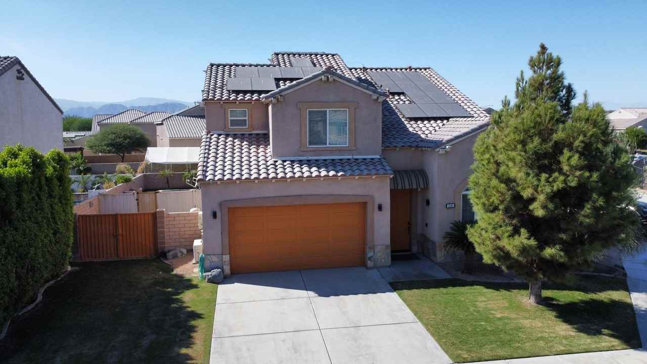 52165 Allende Dr - Photo 4 of 50
