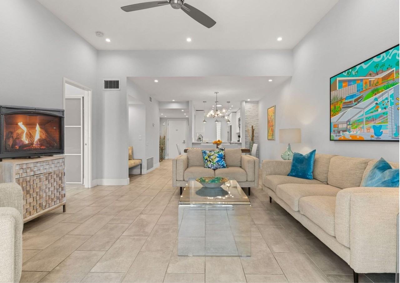 877 E Arenas Rd - Photo 7 of 43