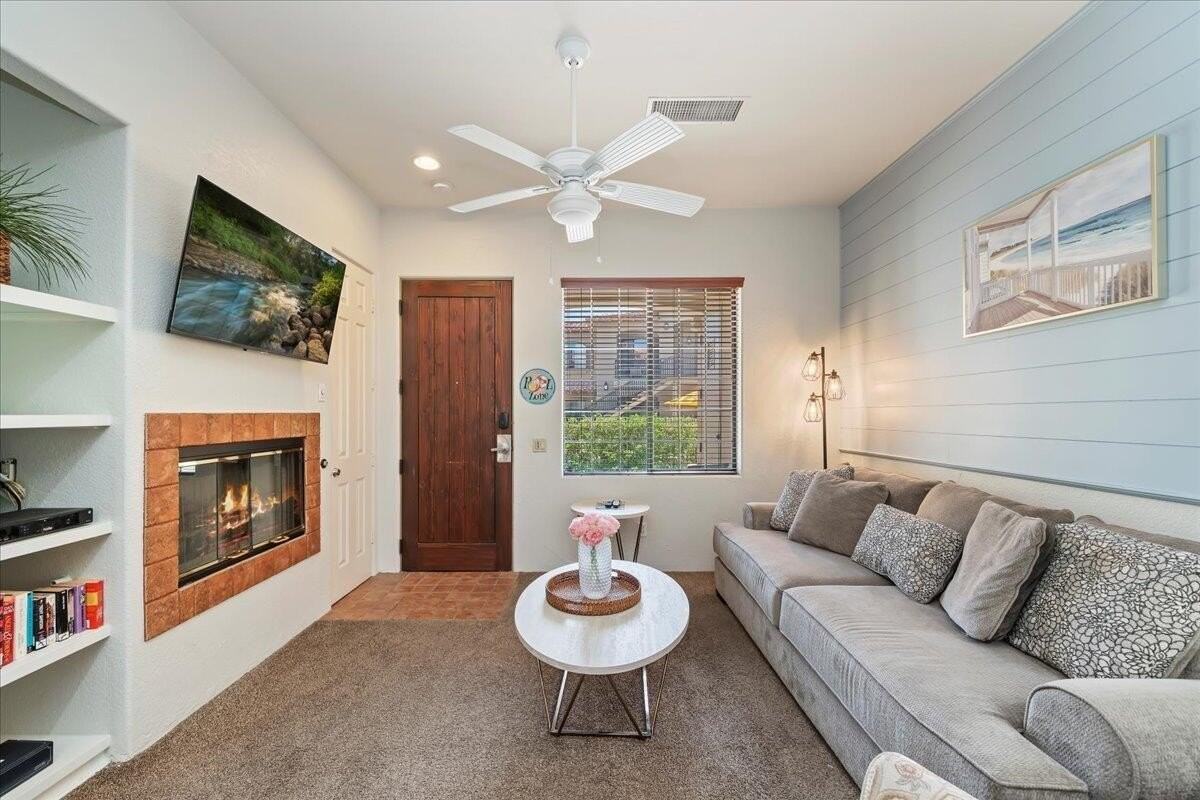 50610 Santa Rosa Plz - Photo 6 of 17