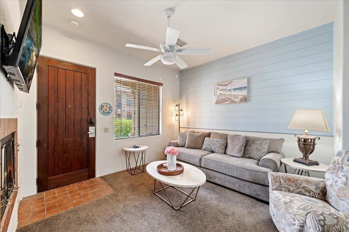 50610 Santa Rosa Plz - Photo 7 of 17