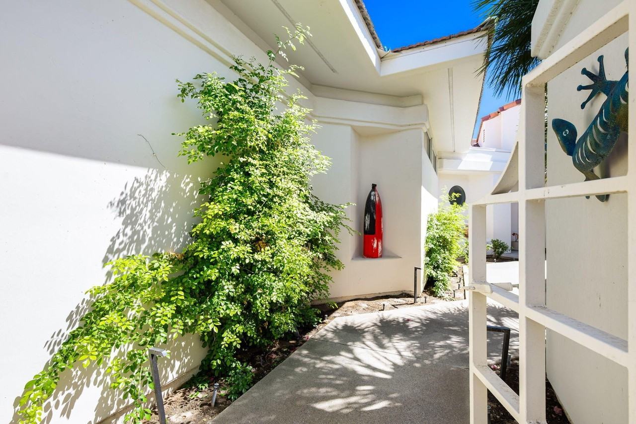 75395 Riviera Dr - Photo 4 of 44