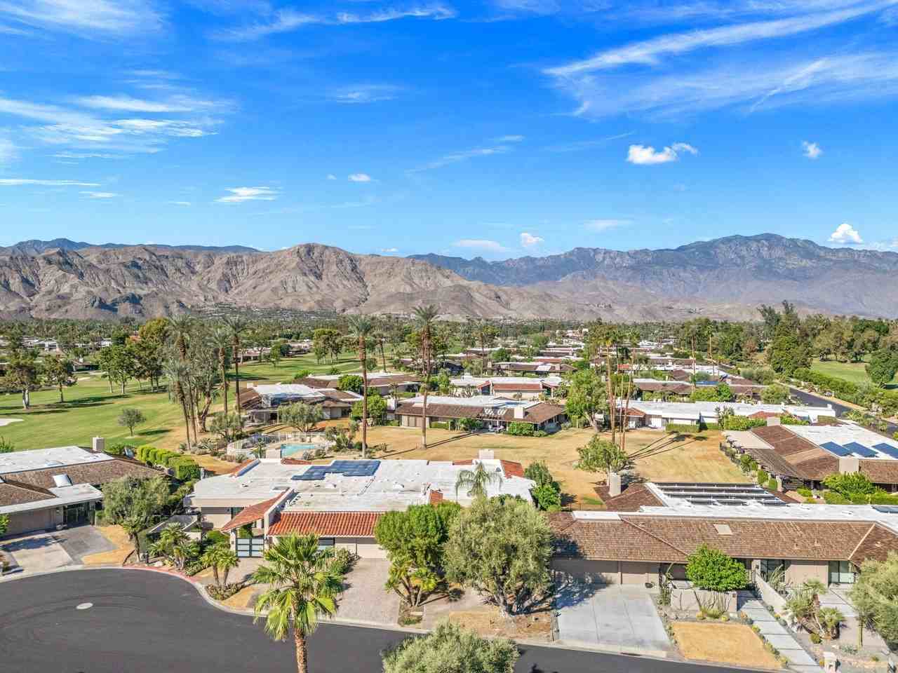 10 Whittier Ct - Photo 5 of 50