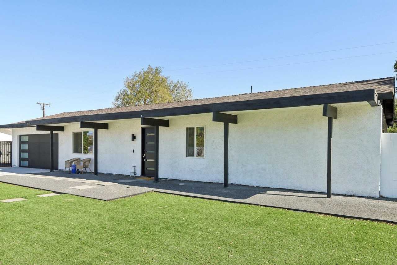 3010 N Chuperosa Rd - Photo 2 of 41