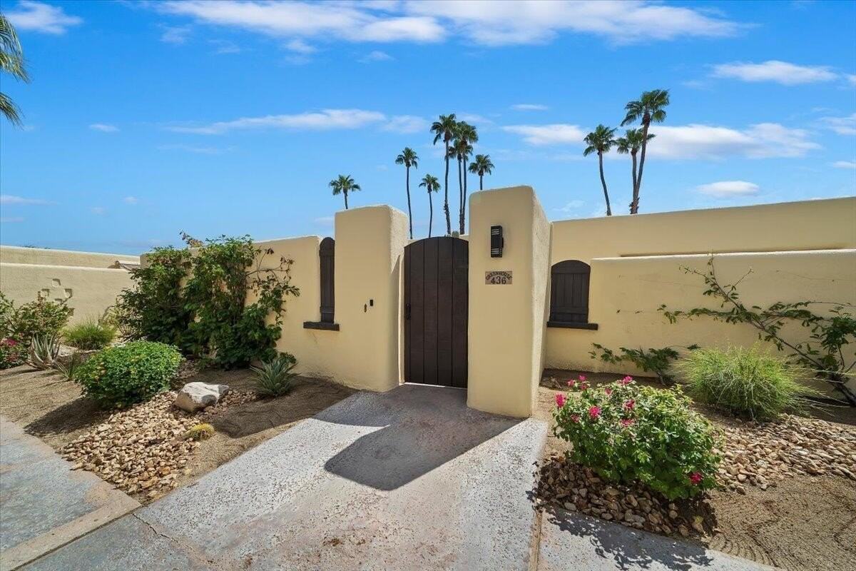 436 N Greenhouse Way - Photo 4 of 30