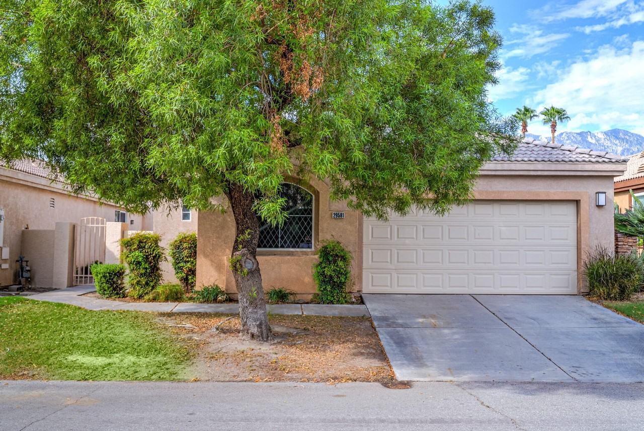 29581 W Laguna Dr - Photo 2 of 35