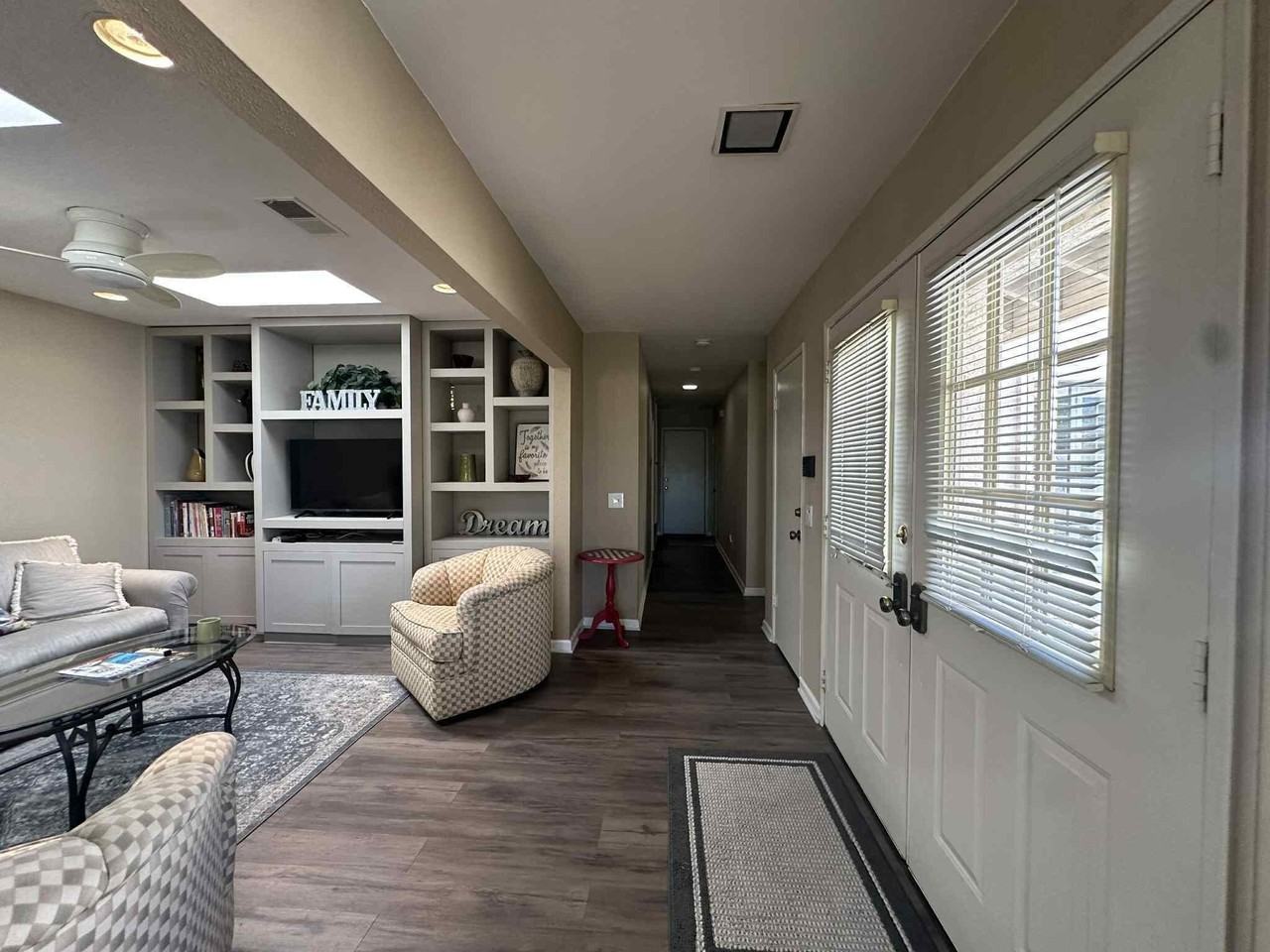 4 Hermosillo Ln - Photo 5 of 37