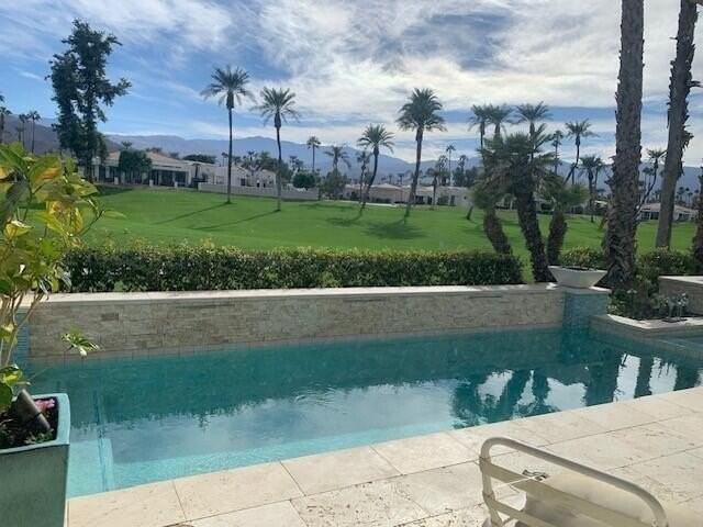 75337 Spyglass Dr - Photo 2 of 26