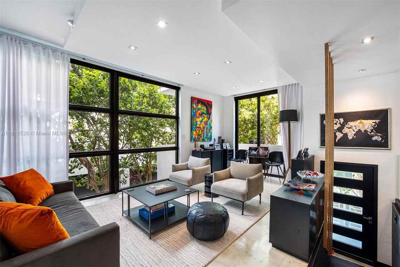 1024 Lenox Ave #8 - Photo 2 of 8