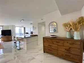 3582 Mystic Pointe Dr - Photo 4 of 8