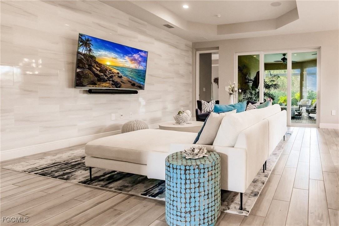 13523 Hideaway Preserve Ct - Photo 4 of 33