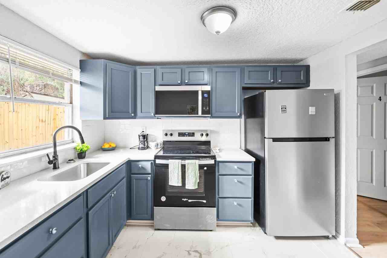 Gullege Dr - Photo 6 of 15