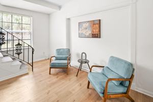 featured image of W 21st St