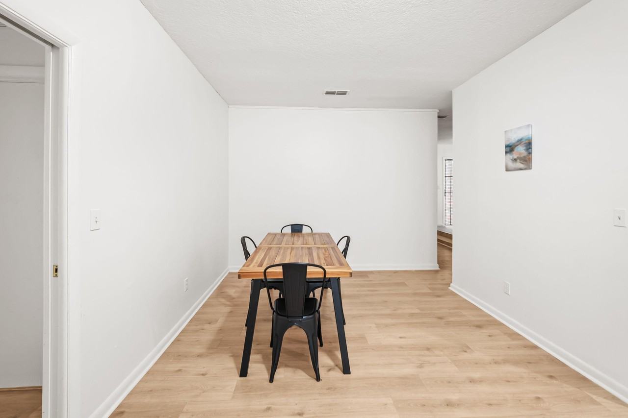 21st Street West - Photo 3 of 28