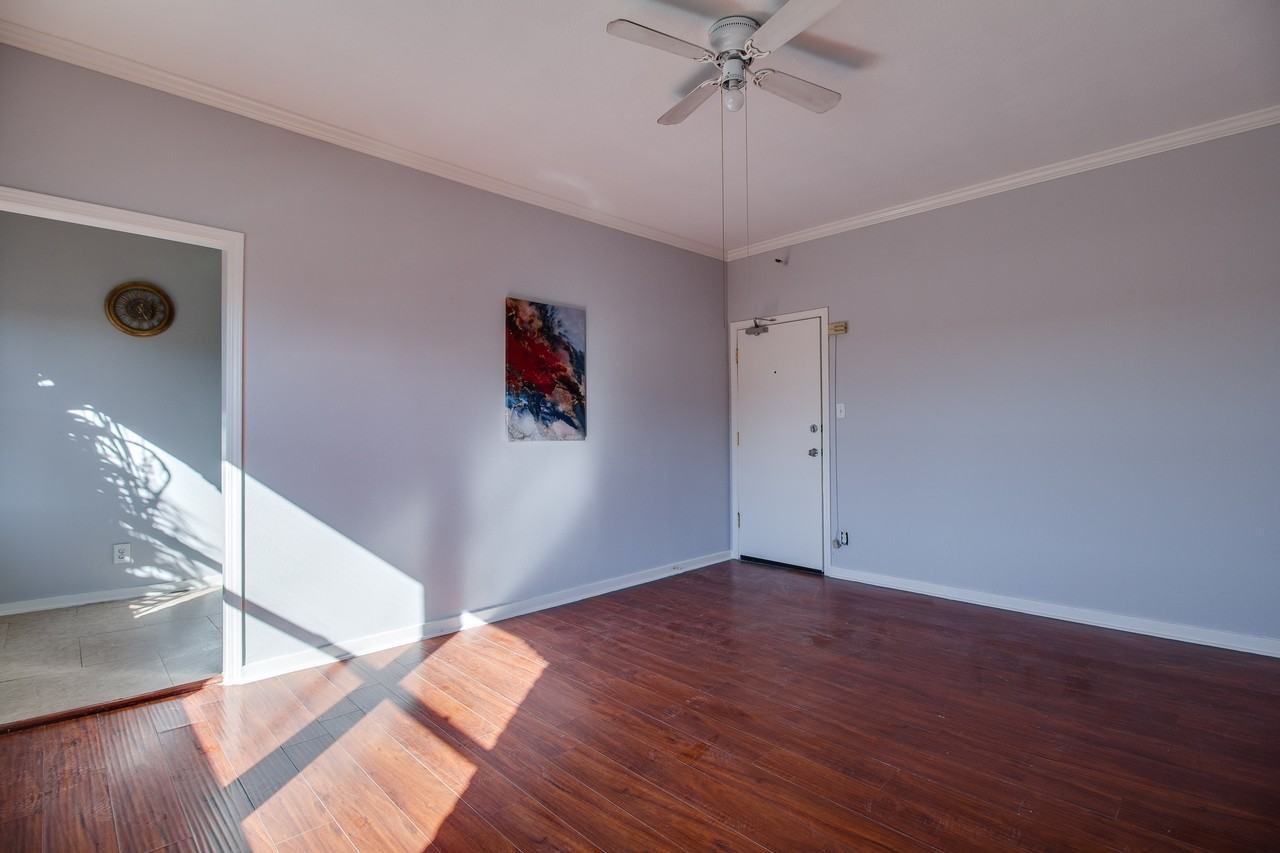 The Belton - Photo 4 of 11