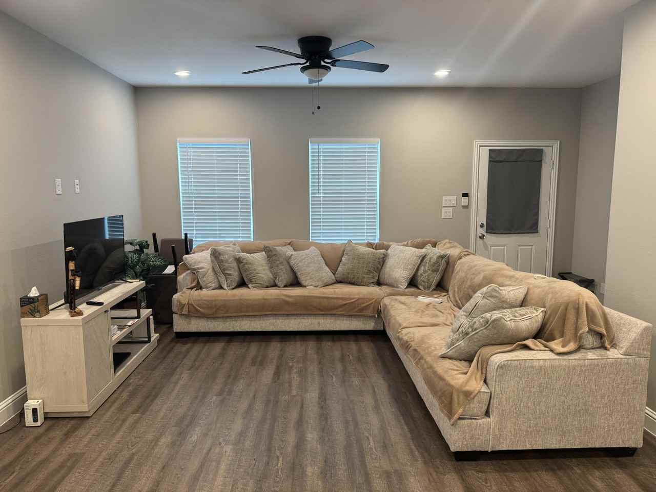 Owenwood Ave - Photo 2 of 3