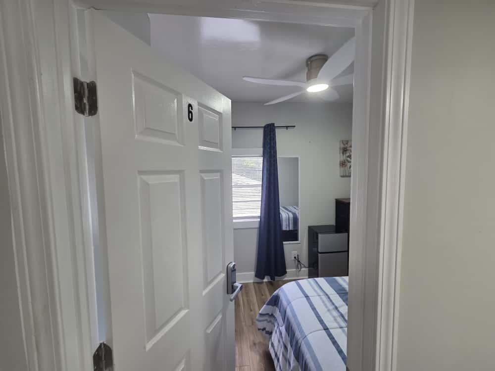 W 12th St - Photo 6 of 15