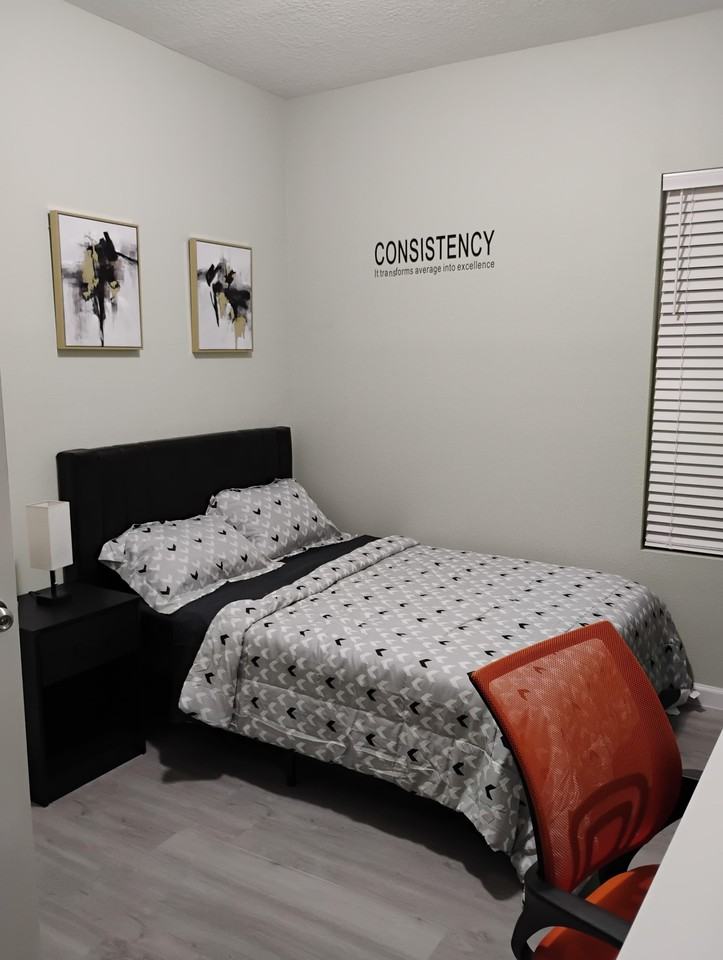 Florida Ave - Photo 3 of 5