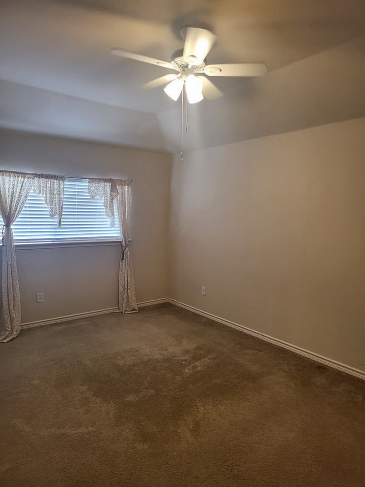 1620 Avonlea Drive - Photo 3 of 19