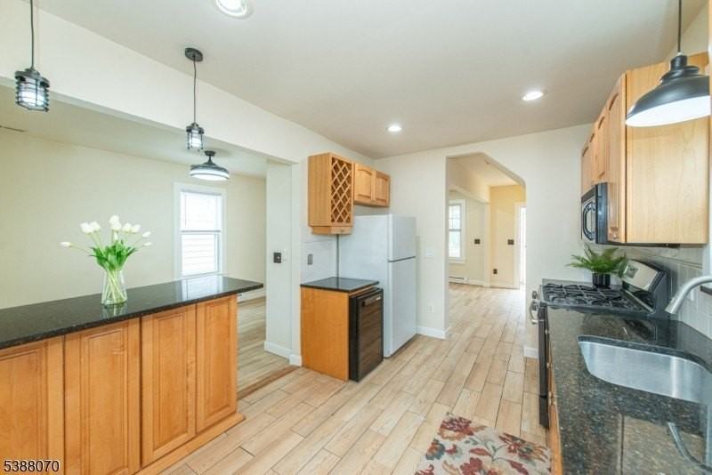 102 James St - Photo 6 of 14