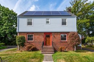 292 Essex Ave - Photo 1 of 1