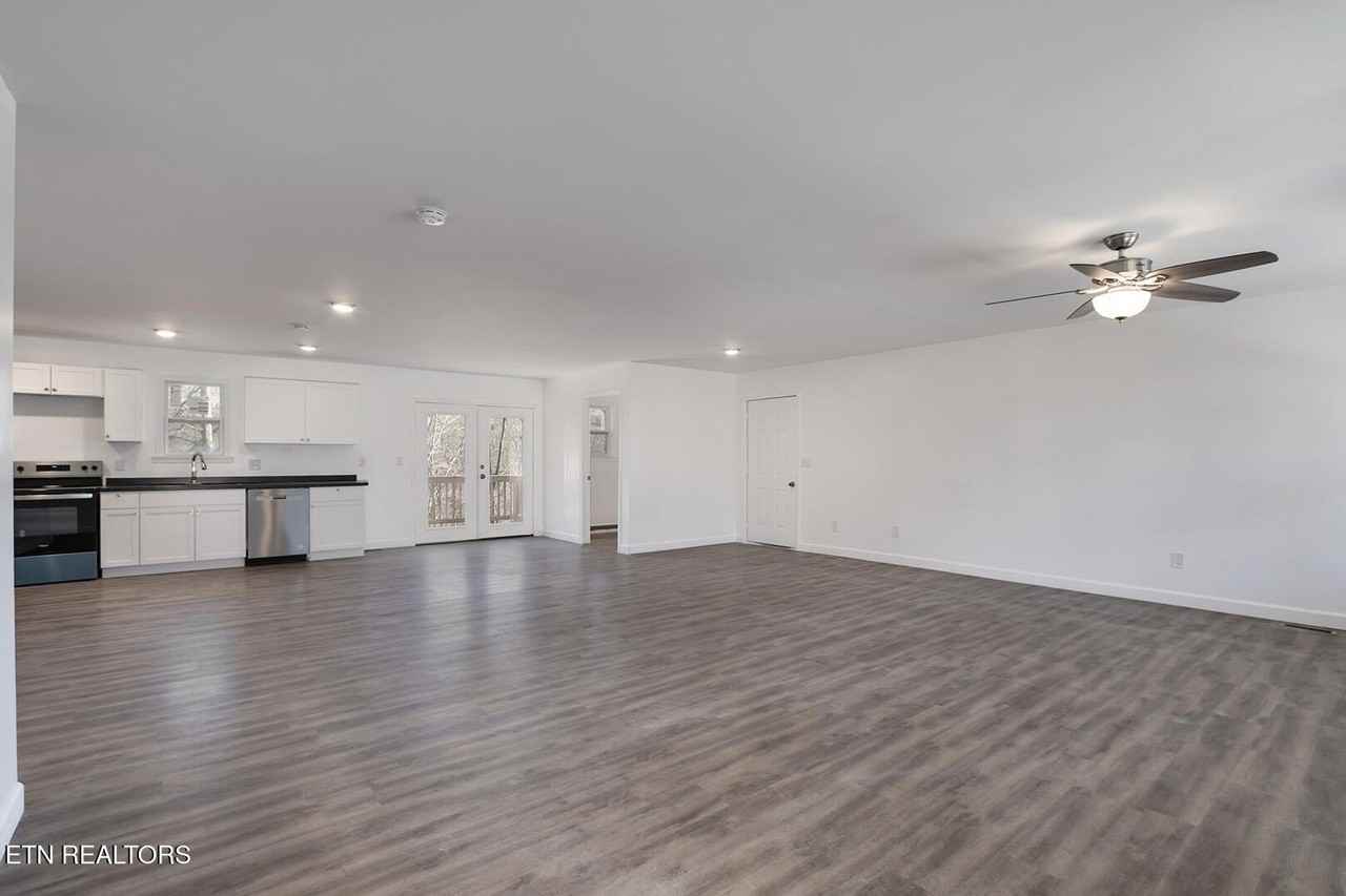 1774 1774 Bird Rd unit: Lease - Photo 6 of 30