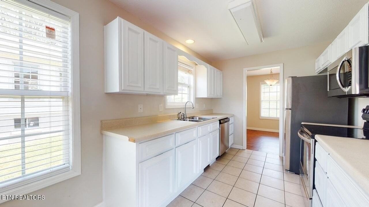 1427 Lantana Ln - Photo 6 of 26