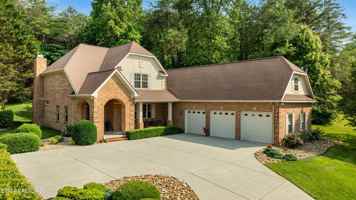 featured image of 725 Wood Duck Dr