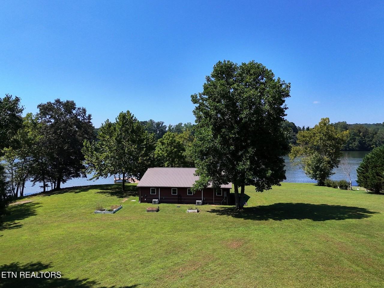 399 Texas Ln - Photo 4 of 50