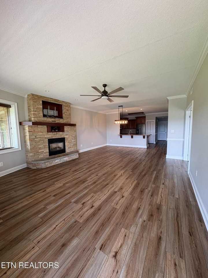 2814 Lake Pointe Dr - Photo 4 of 11