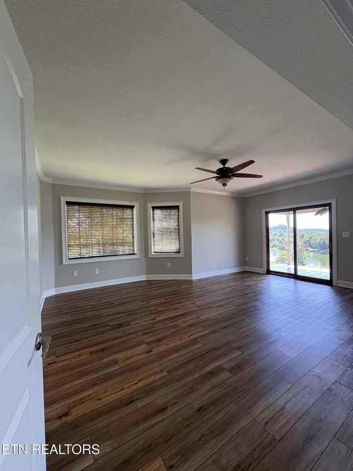 2814 Lake Pointe Dr - Photo 6 of 11