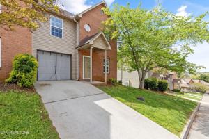 featured image of 814 Coleville Way