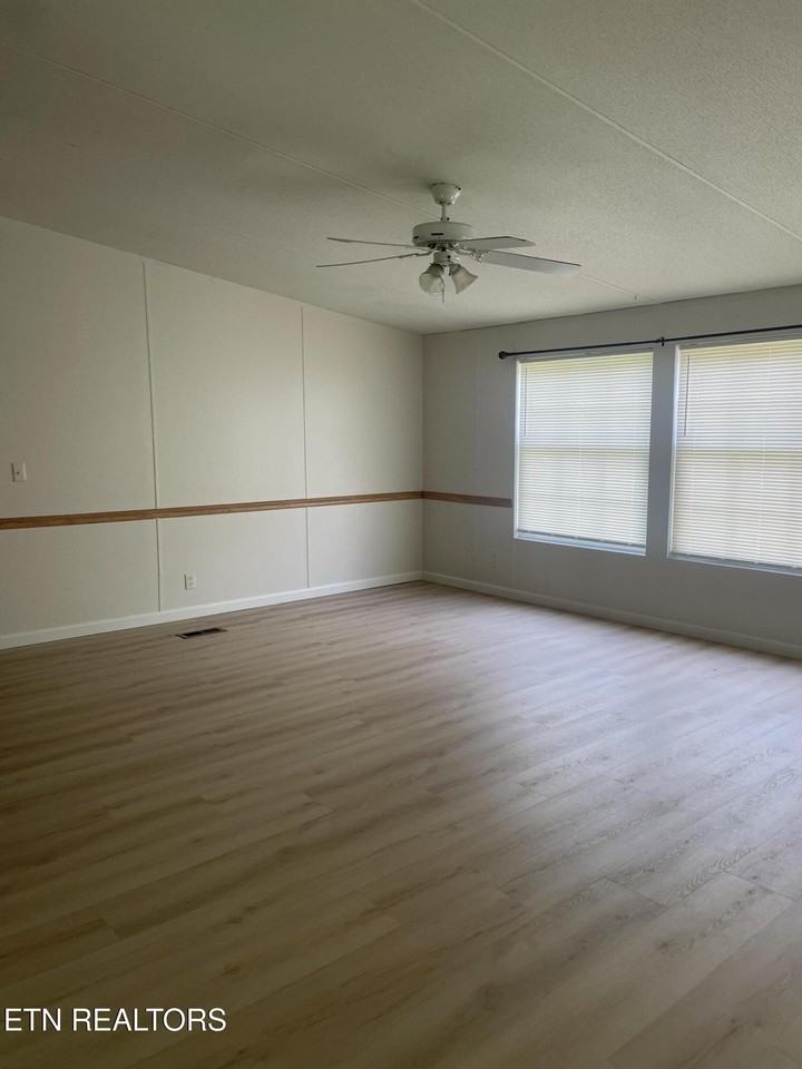 2523 Old Harriman Hwy - Photo 6 of 13