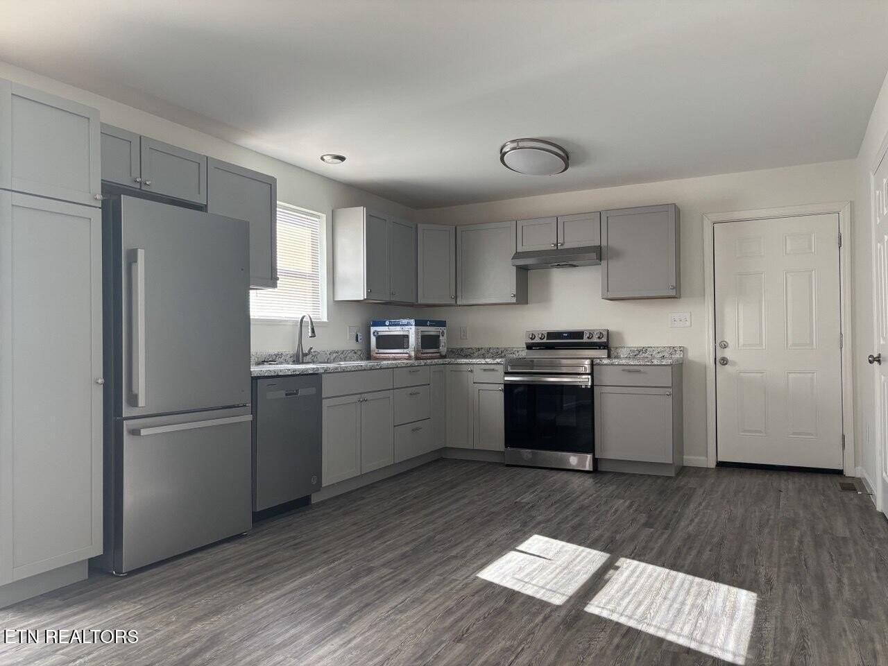 1732 Jourolman Avenue - Photo 5 of 16