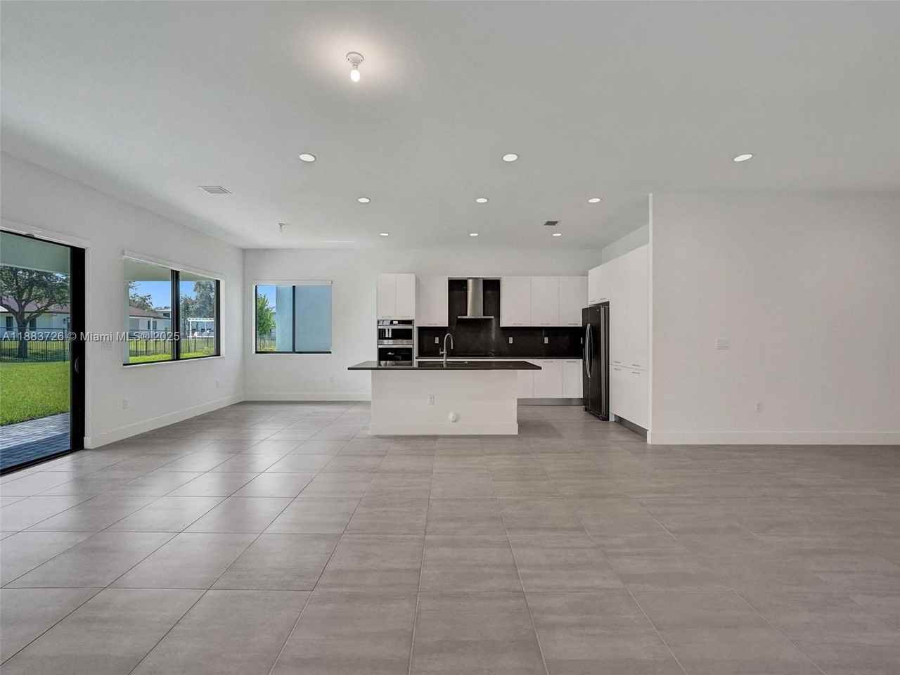 5736 Sw 104th Ter #5736 - Photo 7 of 42