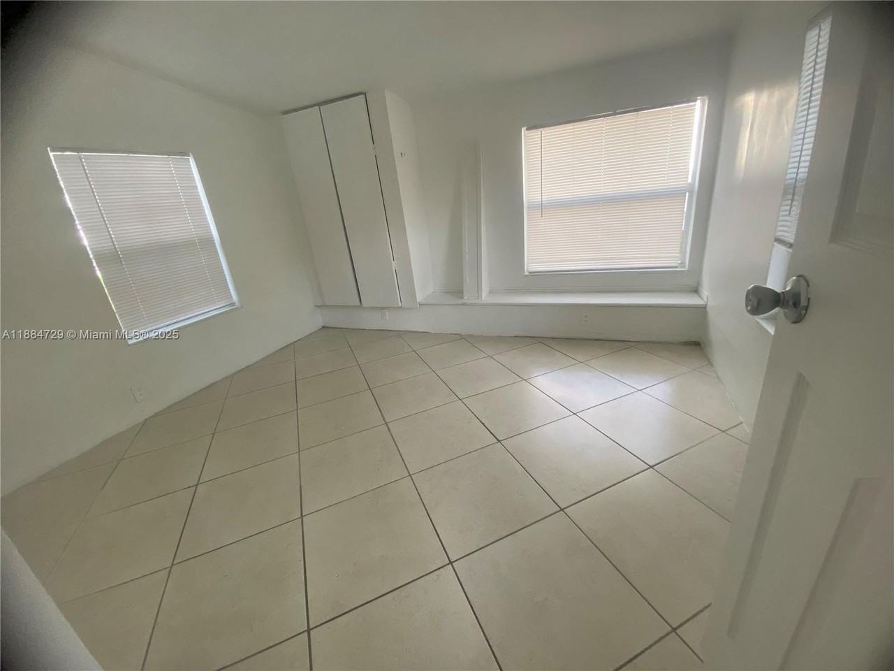 4557 Nw 3rd St - Photo 2 of 11