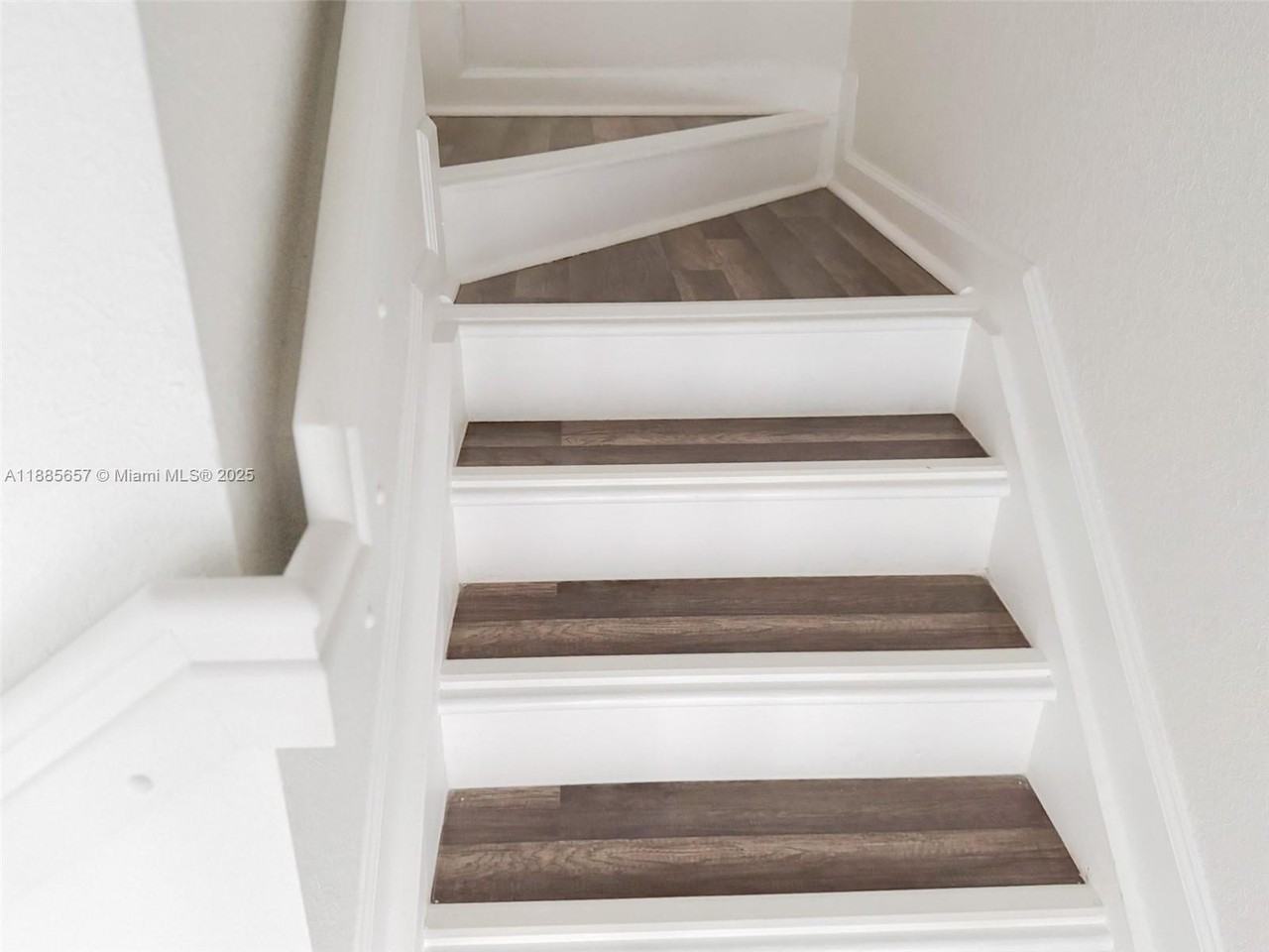 10436 West 34th Court #10436 - Photo 4 of 16