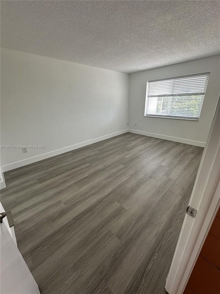 7703 Camino Real #A413 - Photo 7 of 13