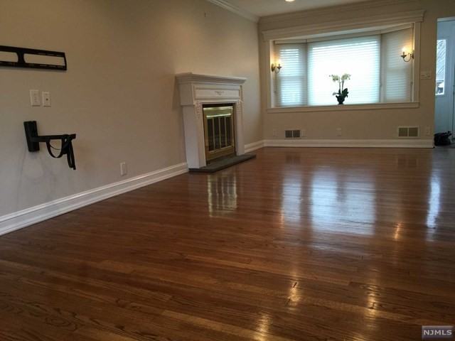 30 Hanover Pl - Photo 3 of 17