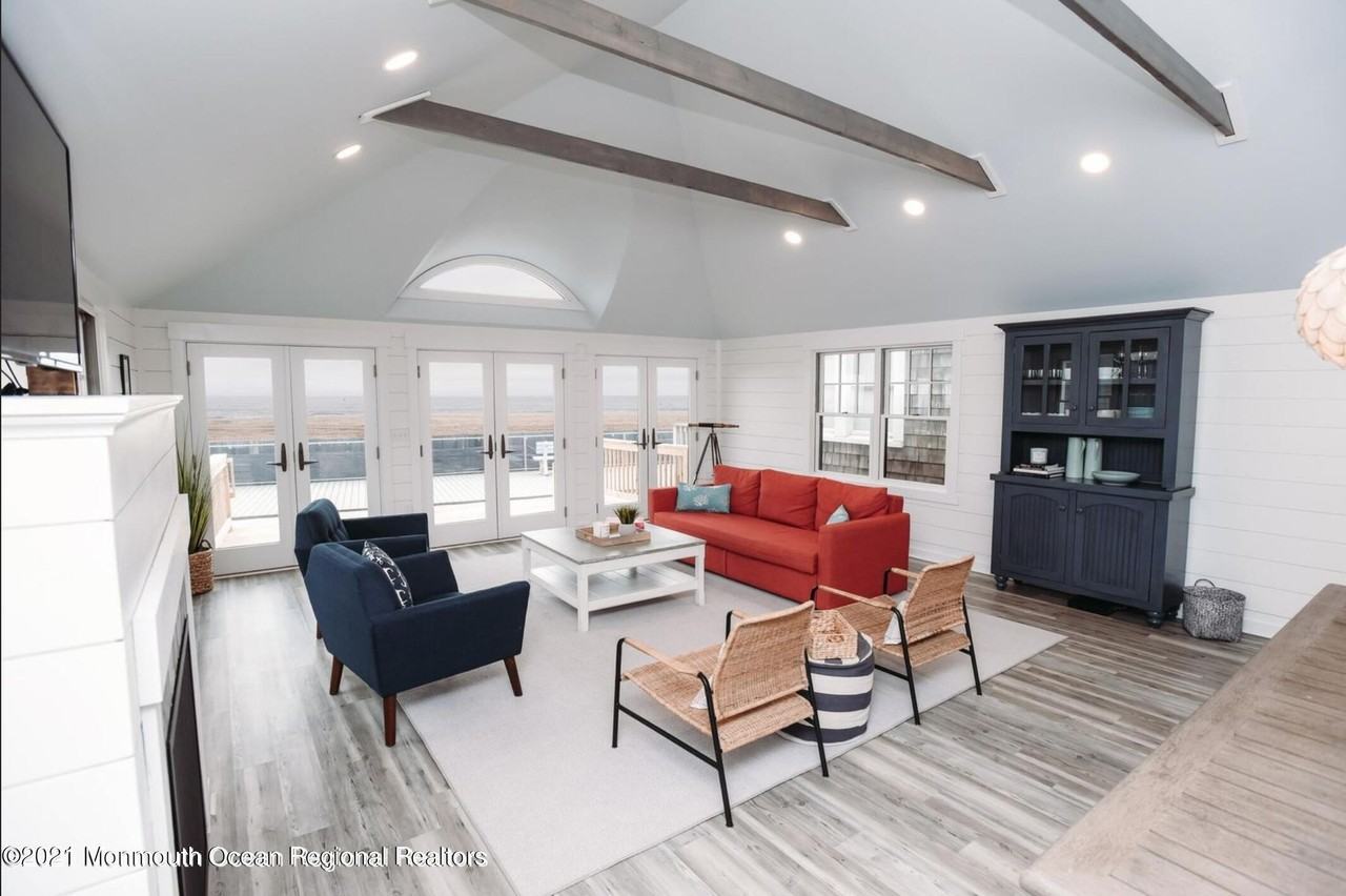 117 Boardwalk - Photo 3 of 24