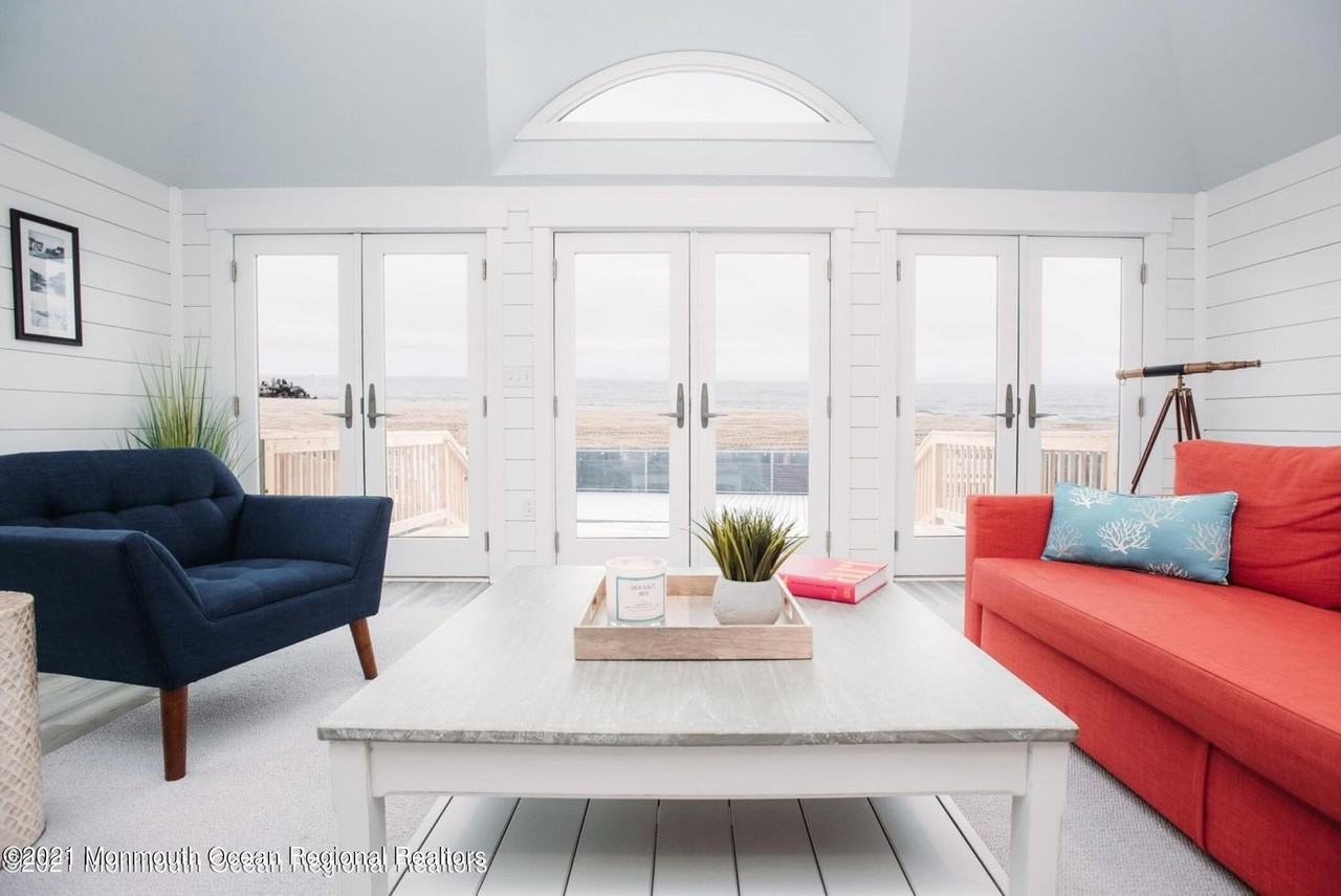 117 Boardwalk - Photo 4 of 24