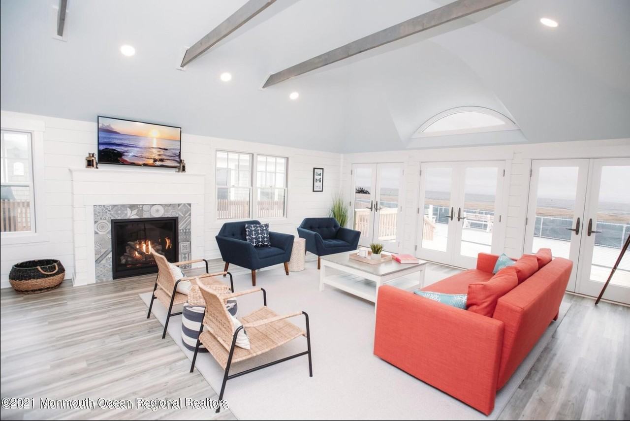 117 Boardwalk - Photo 5 of 24