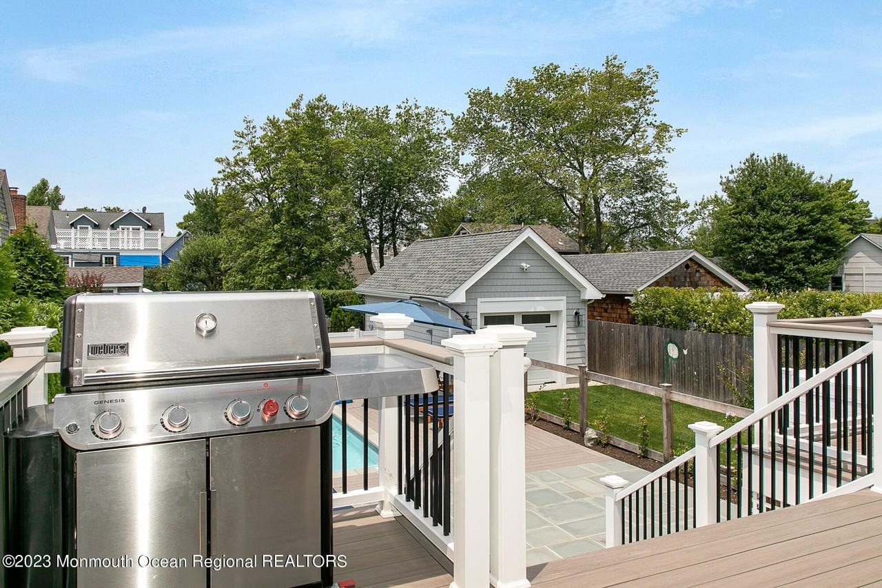 516 Club Dr - Photo 7 of 28