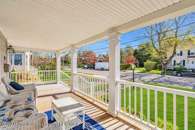 1405 4th Ave - Photo 3 of 50