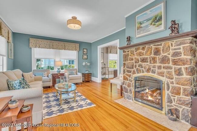 1405 4th Ave - Photo 6 of 50