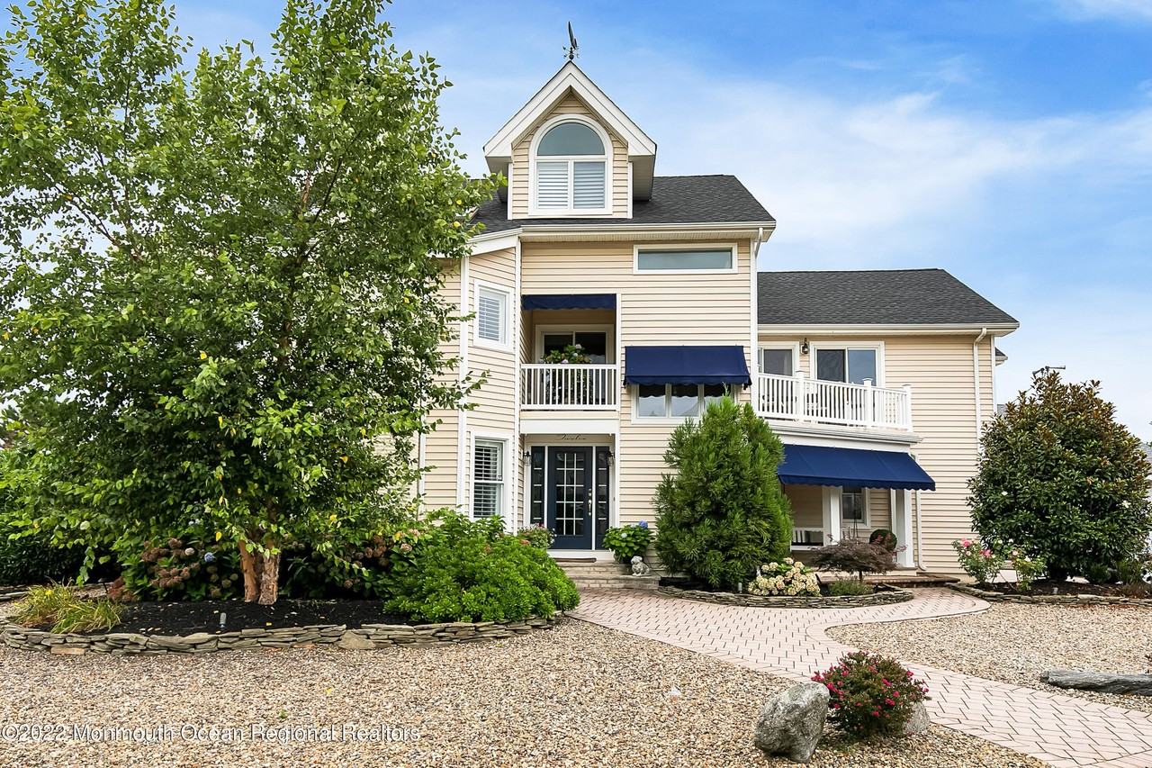 12 Captains Ct - Photo 4 of 30