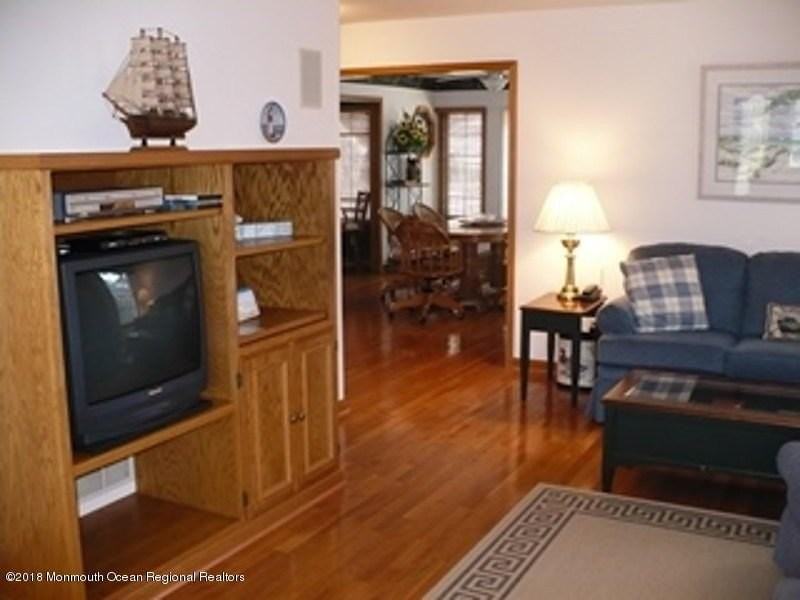 417 Main Ave - Photo 5 of 16