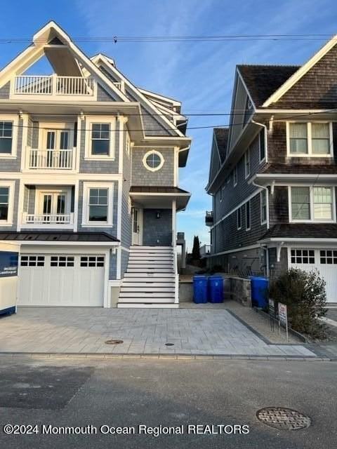 3632 Ocean Terrace - Photo 4 of 50