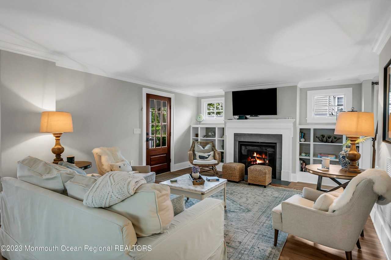 441 Main Ave - Photo 6 of 50