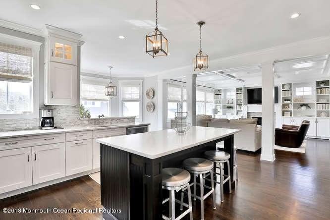 45 Strickland St - Photo 5 of 44